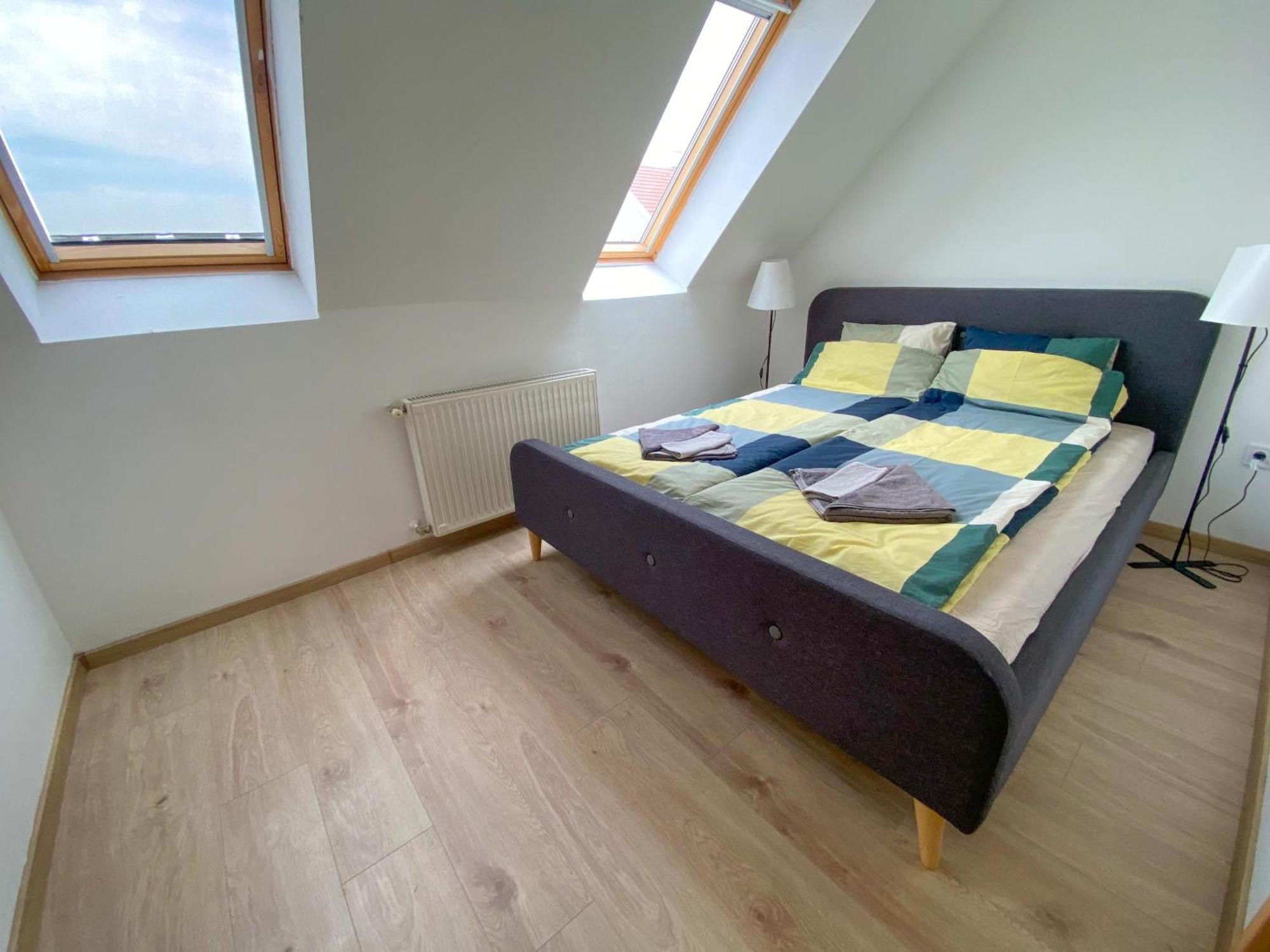 Spacious 2 Story Loft W Balcony Near Opera, Andrassy ブダペスト エクステリア 写真